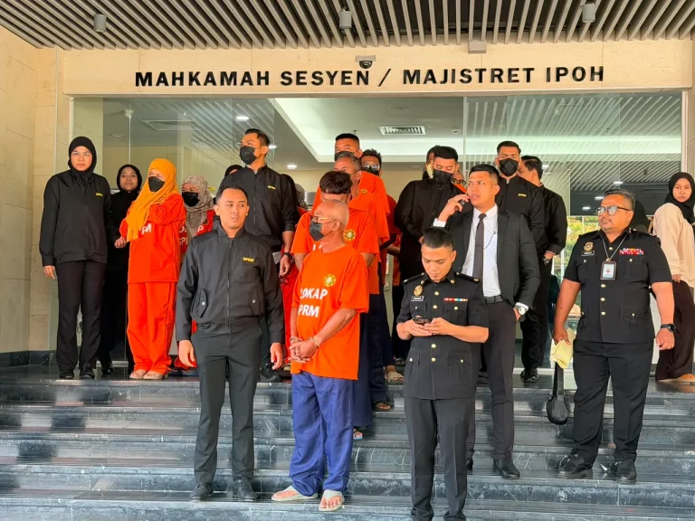 SPRM tahan 13 individu minta, terima rasuah RM2.5 juta monopoli lantikan terus