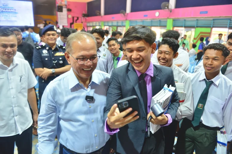 Perpecahan PN jejas agenda tawan Pahang – Wan Rosdy