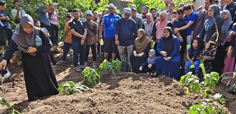 Enam sekeluarga maut : 5 sekeluarga selamat dikebumi dalam satu liang