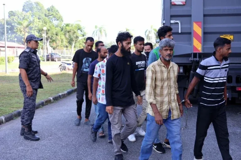 Masuk Malaysia secara haram, 19 PATI didenda hingga RM10,000