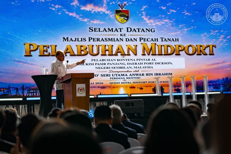 Midport Smart AI Port pacu logistik pintar serantau – PM