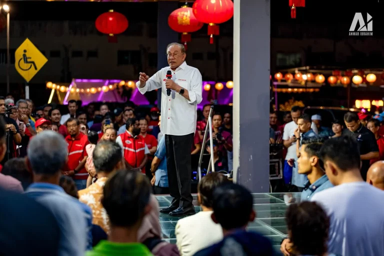 BN bubar DUN awal sebab mahu kembali berkuasa – Anwar
