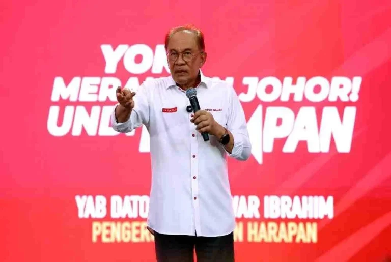‘Saya tidak beli kereta BMW baharu’ – Anwar