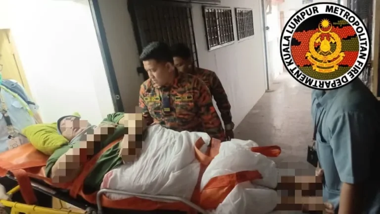 Bomba bantu pindahkan wanita obesiti 200kg dari tingkat enam