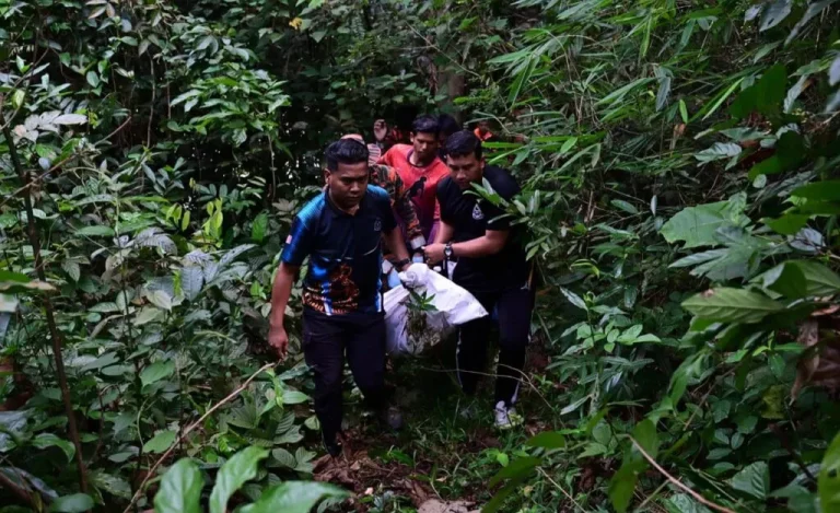 Wanita ditemukan maut terjatuh dari jambatan 