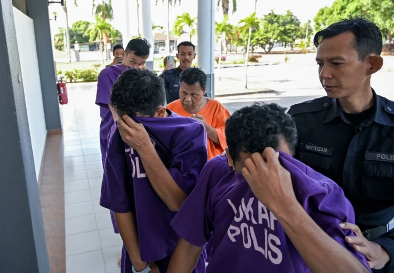 Empat lelaki berdepan hukuman mati edar 503.20 gram syabu