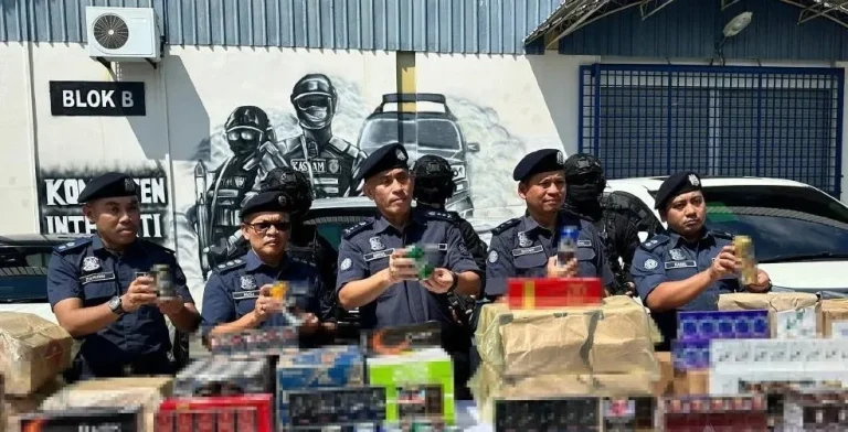 Kastam rampas rokok dan arak RM700,000 empat ditahan