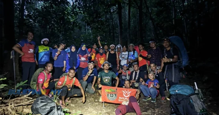Alhamdulillah…enam pendaki berjaya dibawa keluar malam ini!